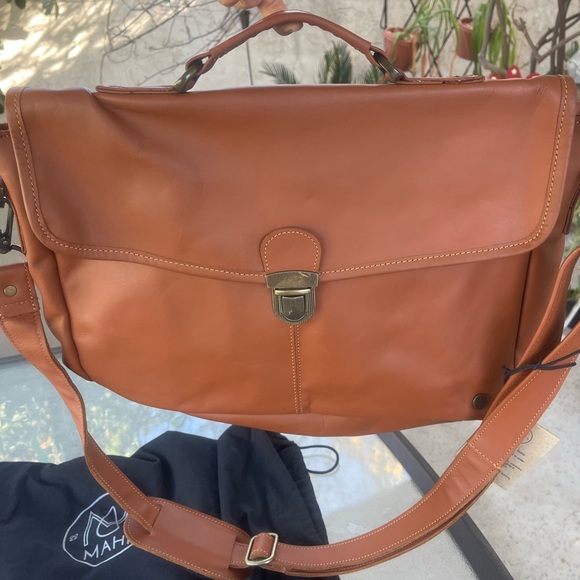 Mahi Leather The Yale Clip-Up Full Grain Adjustable Messenger Bag Brown Satchel - Picture 4 of 10